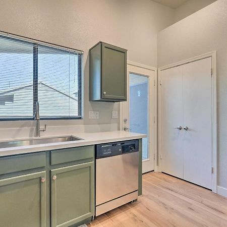 Sunlit Peoria Vacation Rental With Private Yard 外观 照片