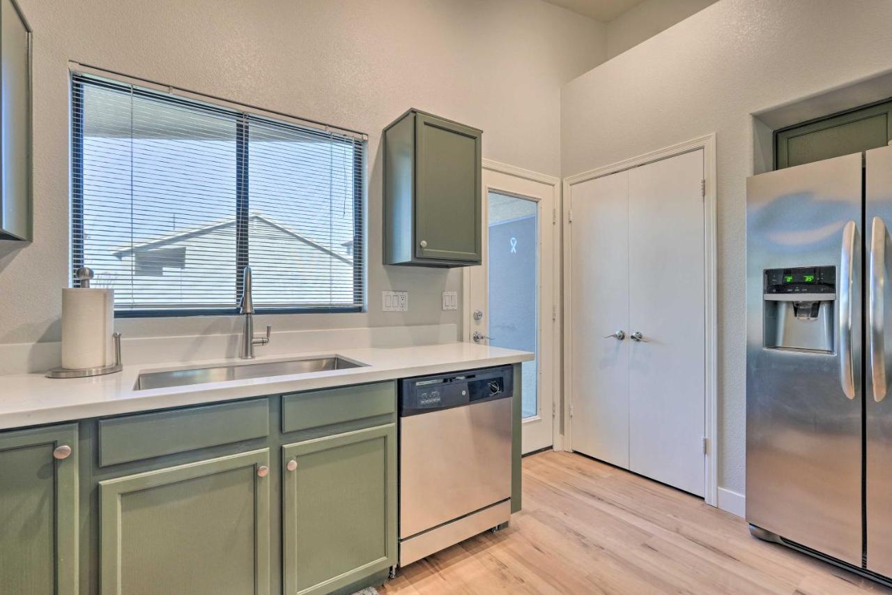 Sunlit Peoria Vacation Rental With Private Yard 外观 照片