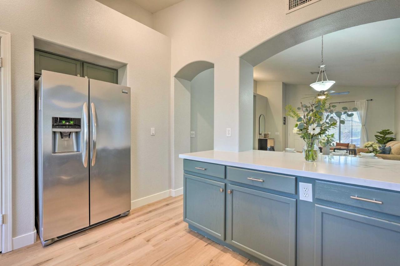Sunlit Peoria Vacation Rental With Private Yard 外观 照片